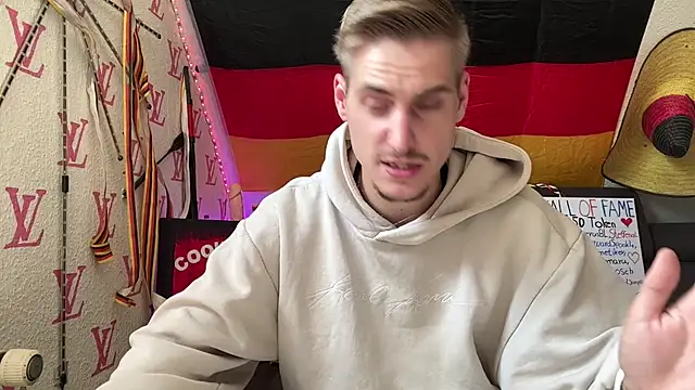 Cookieboy88 webcam