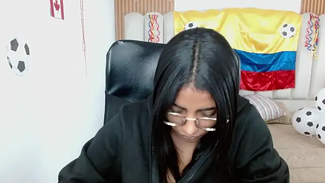 Watch shaneelle live on EroticFlix - High definition streams