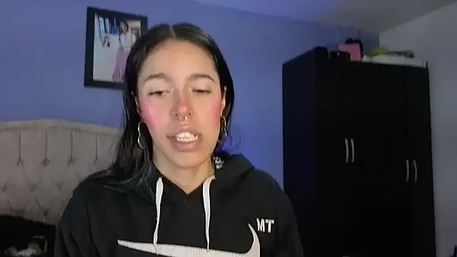 stephania_t webcam