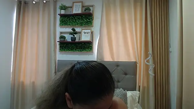 sasi_luna webcam
