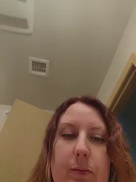 TattedMamaXOXO webcam
