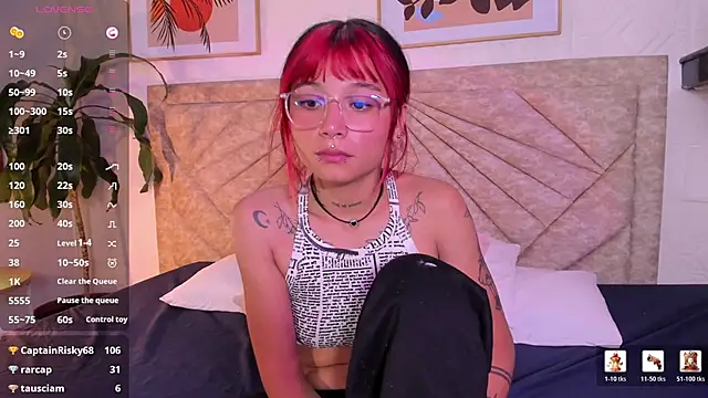 Watch Emma_duff live on EroticFlix - High definition streams