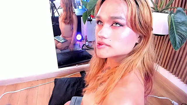 Lilit_doll webcam
