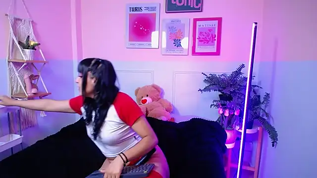 Sophiie_Bennet webcam