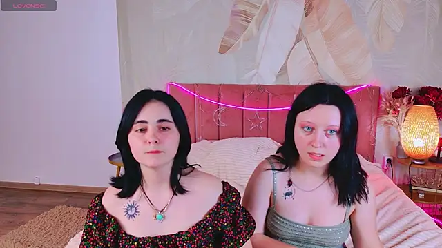 RuthHalll webcam