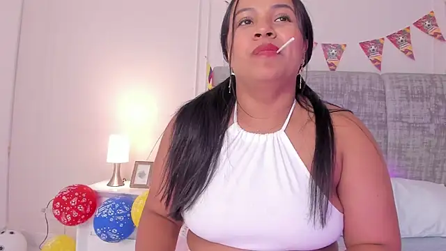 Emma-Velez webcam