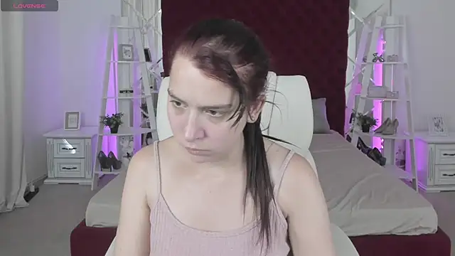 Watch Livia_Shy live on EroticFlix - High definition streams