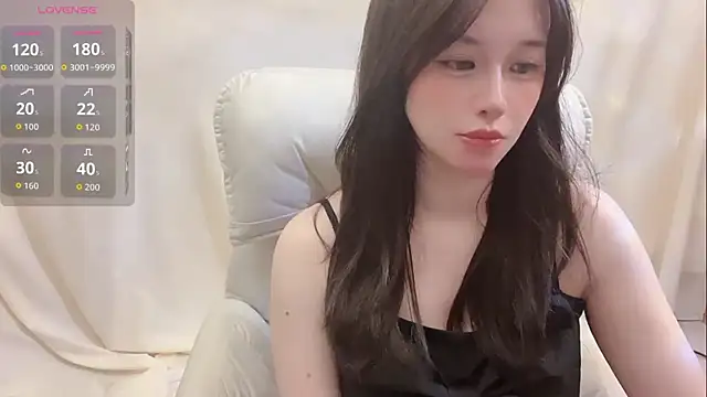 Watch Tw_Zoella live on EroticFlix - High definition streams