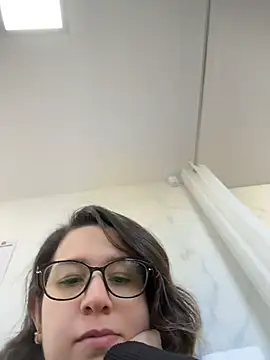 amooraaamoon webcam