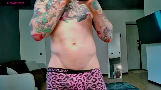 white_King9999 webcam