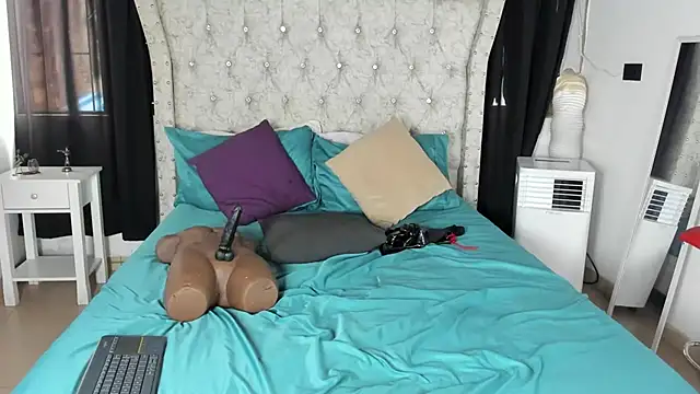 aleja_spearsx webcam