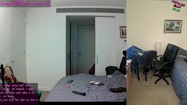 SissyCDMish webcam