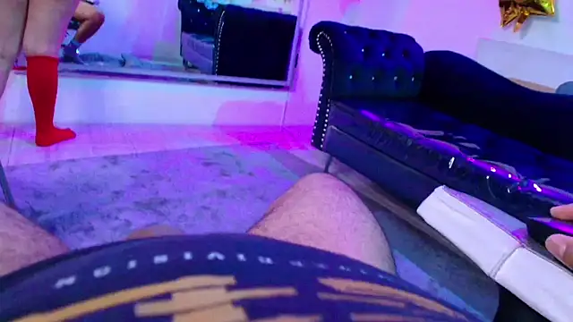 TarlyWho webcam