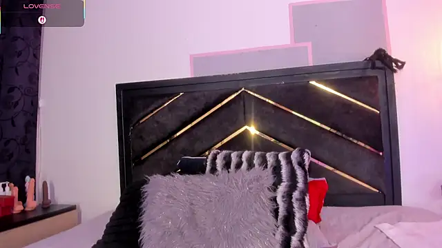 april_jones05 webcam