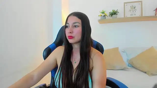 Watch bella_99_ live on EroticFlix - High definition streams