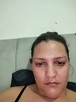 Mia_Hampton live cam on StripChat