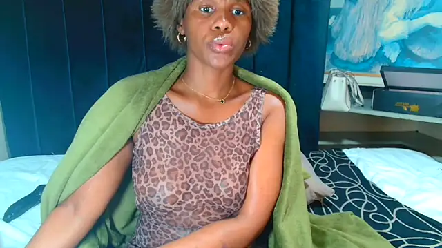 Watch CaramelCandyxx live on EroticFlix - High definition streams