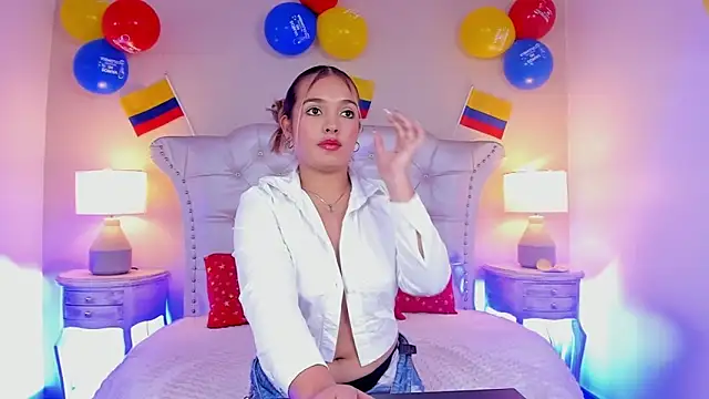 antonellamarchetti - AntonellaMarchetti's free webcam - UK Sex Cams