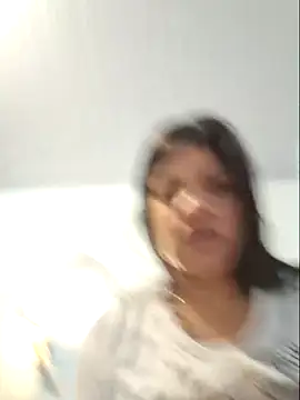 charllottebrasilian live cam on StripChat