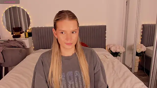 CassieRayss webcam