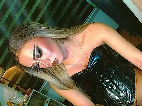 HOLLYWOOD_QUEEN_88 webcam