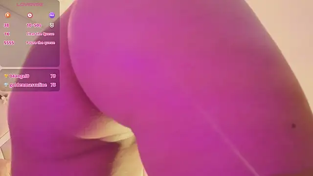ZURY_TAY webcam
