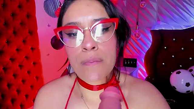 Roxanne_Han webcam