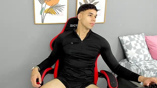 Santana_maximo live cam on StripChat