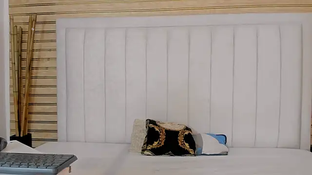 lia_monroe1 webcam