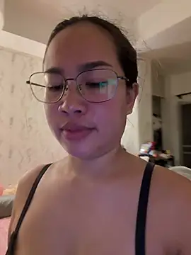 Ponthip webcam