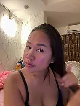 Ponthip webcam