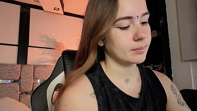 AlliceLover webcam