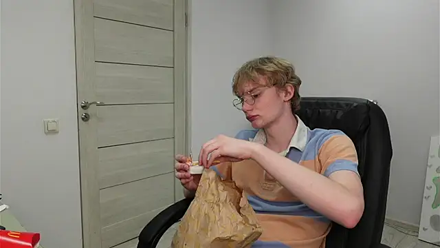Dave_Redmond webcam