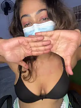 HotQueenSri webcam