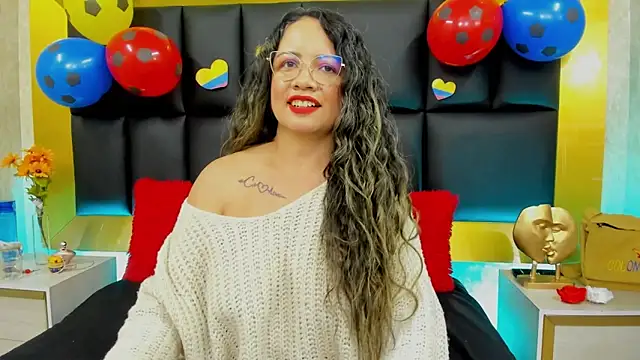 Watch Charlotte_monnroe live on EroticFlix - High definition streams