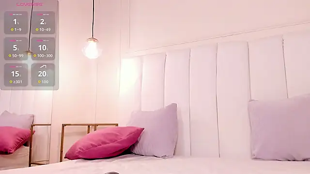 alma_sweeet webcam
