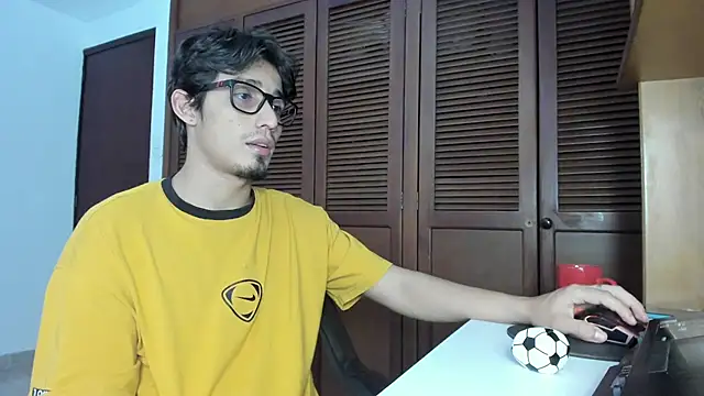 SrIncognito666 webcam