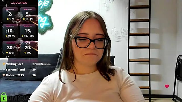 JuliNy_x webcam