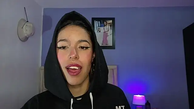 stephania_t webcam
