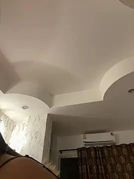 Ponthip webcam