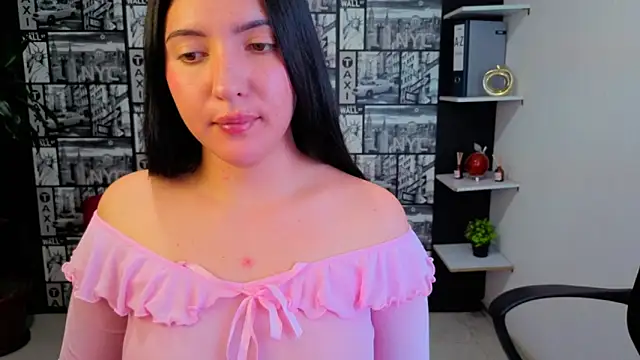 isa_and_natasha - Isa_And_Natasha's free webcam - UK Sex Cams