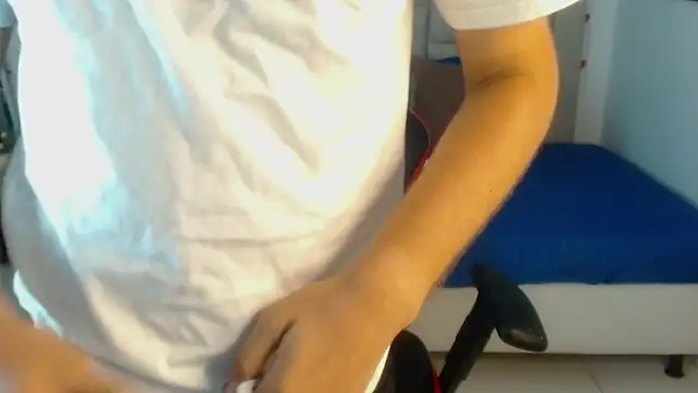 sven_fox723 webcam