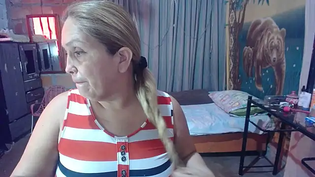 MOTHER_AND_SON09 webcam