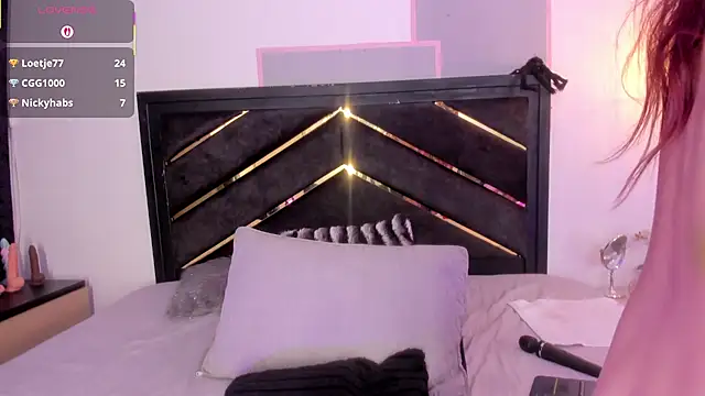 april_jones05 webcam