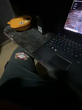 SeuGuarda2001 live sex cam