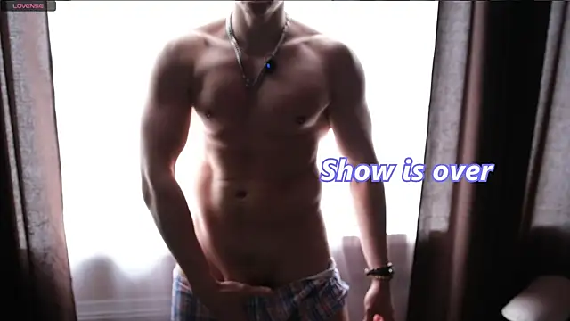 luckyforesk1n (M young) - cumshow  on my neck !!!  <333