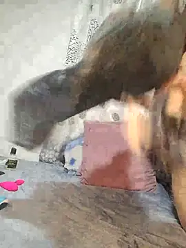 Scarlet_curly8a webcam