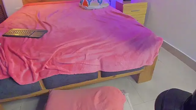 zoe_sky1 (F young) - Massage in my tits   🥵💦💋