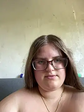CurvyPaar2 webcam