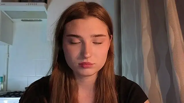 Watch LissaBliss live on EroticFlix - High definition streams